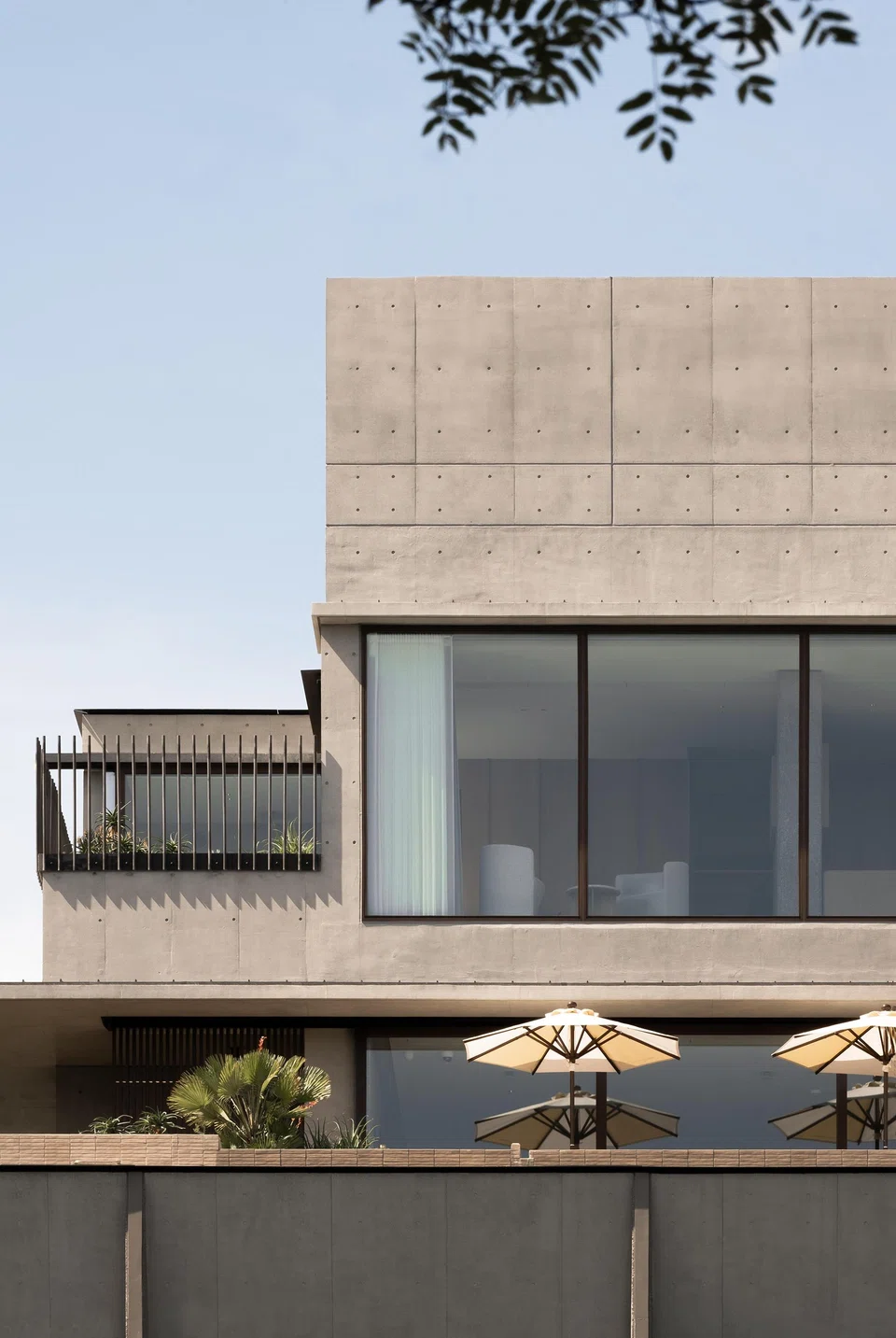 Trunk (Hotel) Yoyogi facade.