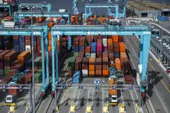 A walkout would be the International Longshoremen’s Association’s first since 1977. 