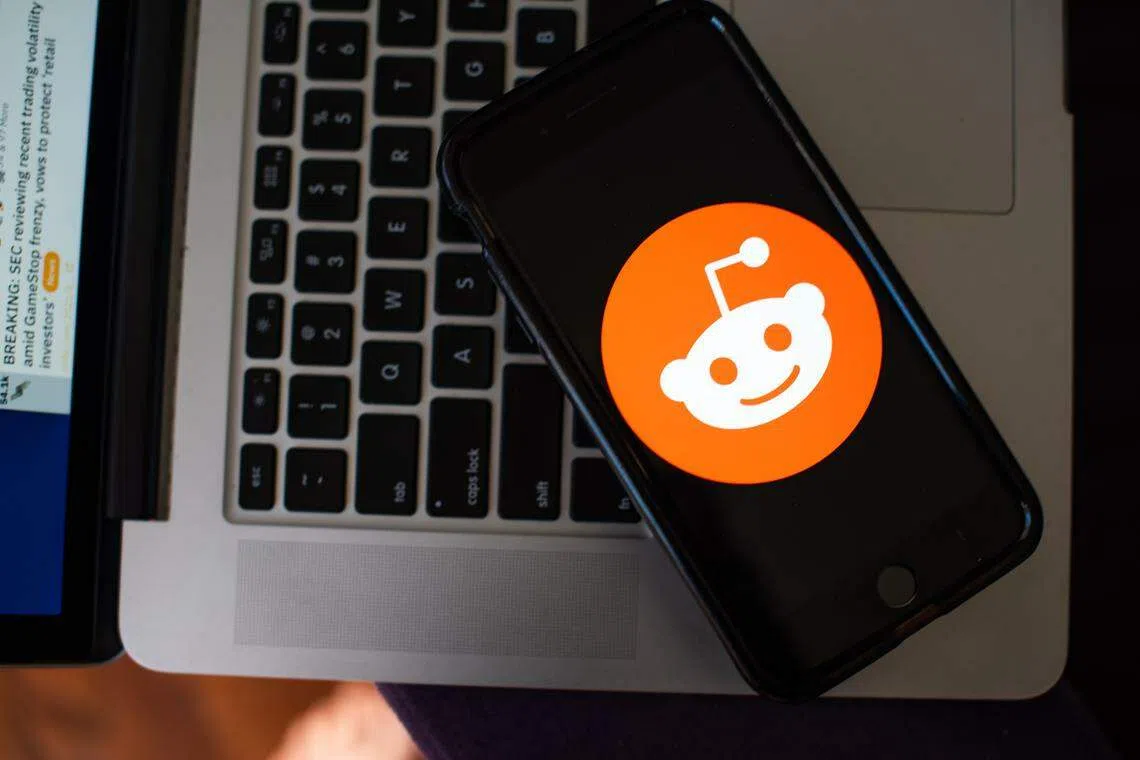 People on Reddit can currently make money from subscriptions, digital gifts and collectibles such as avatars. 