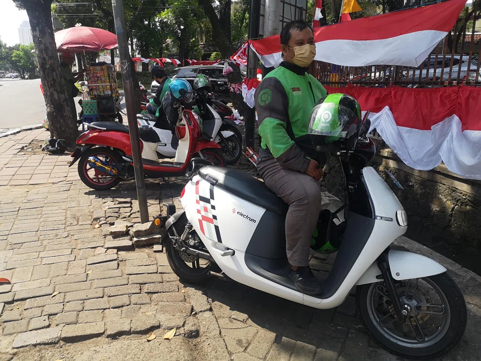 The cash bonuses will be calculated based on drivers’ work activity, the details of which will be discussed between companies and the manpower ministry.