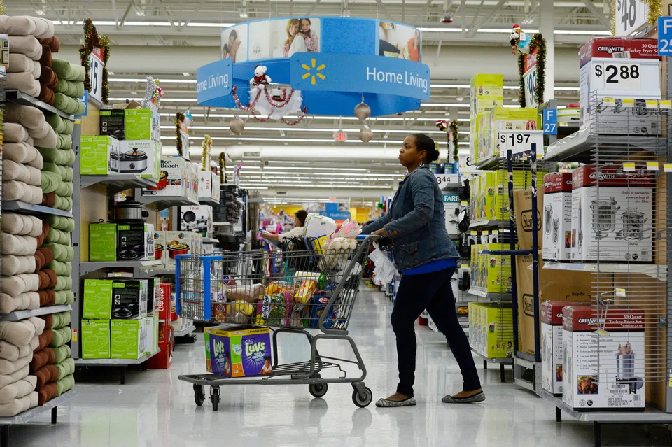 Consumer spending, which accounts for more than two-thirds of US economic activity, rose 0.2 per cent last month after an unrevised 0.5 per cent gain in July.