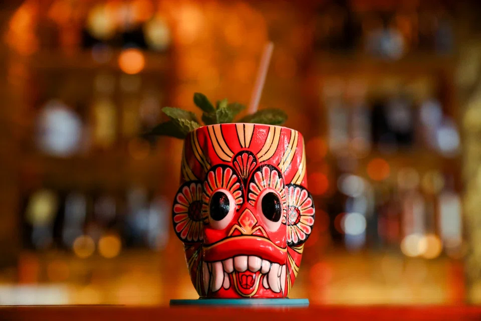 Uncle Percy pairs white rum with local arrack, enhanced by the citrus flavour of soursop and nuttiness of coconut.