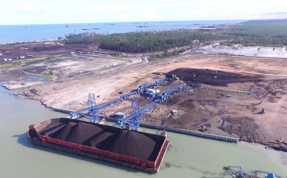 The acquired companies specialise in logistics for commodities through the building and managing of tugboats and barges. 