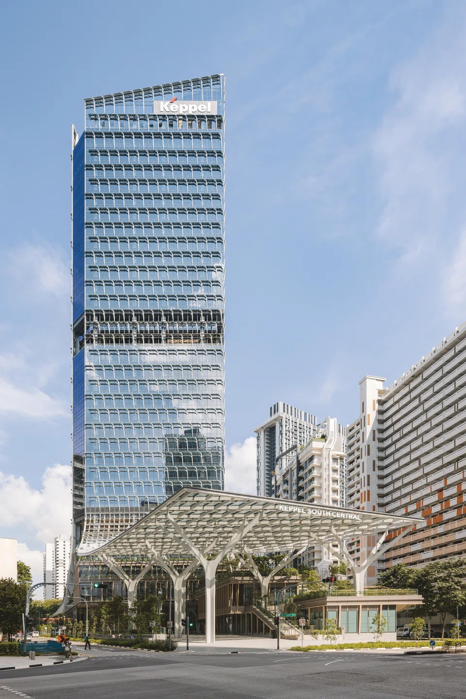 Keppel South Central, with its state-of-the-art technologies, super low energy design and 24/7 facilities, sets a new benchmark for modern workspaces in Singapore.