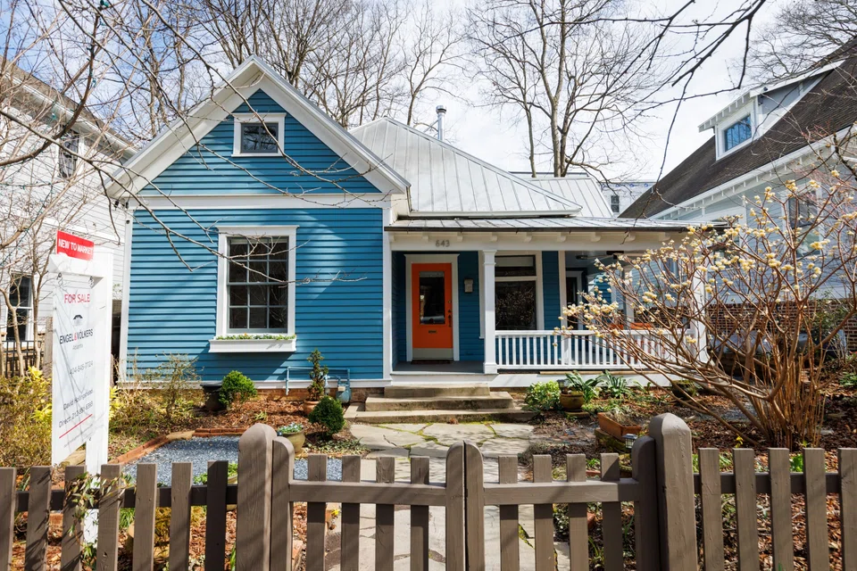 Mortgage costs have surged as the Federal Reserve hikes interest rates, and have been above 6 per cent since September 2022. 