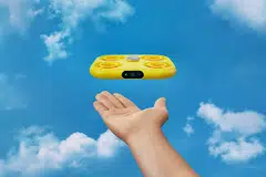 Snap has a replacement for the cheap phone stands and awkward outstretched arms of modern self-filming: a yellow, square-shaped flying camera drone that costs US$230, weighs about a quarter of a pound and hovers around you to film you automatically. 