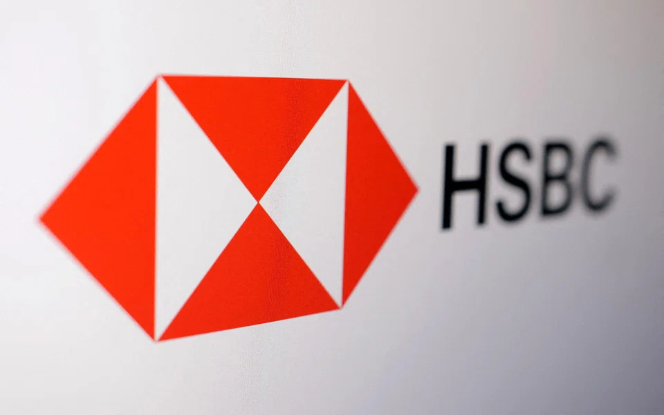 Business customers on HSBC’s UK online banking platform will be offered real-time profit and loss, self-assessment tax and available dividends reports. 