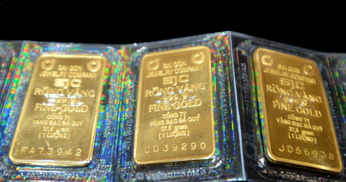 Why has gold’s inverse relationship with the US dollar reversed? - The ...