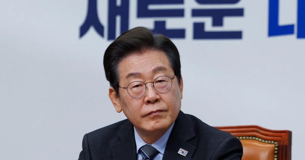 South Korea's presidential front-runner Lee Jae-myung enters leadership ...