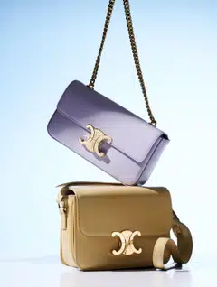 Light lavender and pollen – seen here on the Chain Shoulder Bag Triomphe and Teen Triomphe – are the season’s newest and hottest colours.