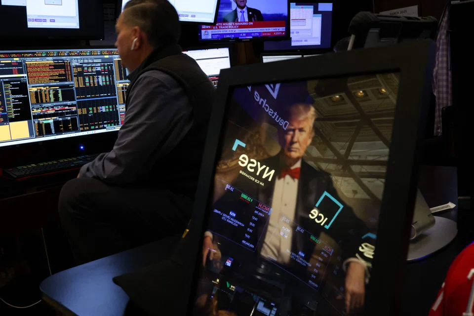 Heightened market volatility and concerns that the US may be heading for a recession are making banks, including those in Singapore, more cautious in hiring, recruiters say.