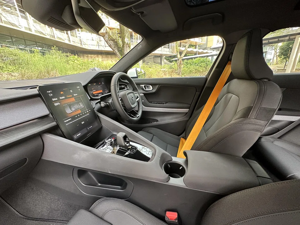 The zen-like cabin, with its muted colours, soft surfaces and gentle lighting, is a uniquely relaxing place to be in.