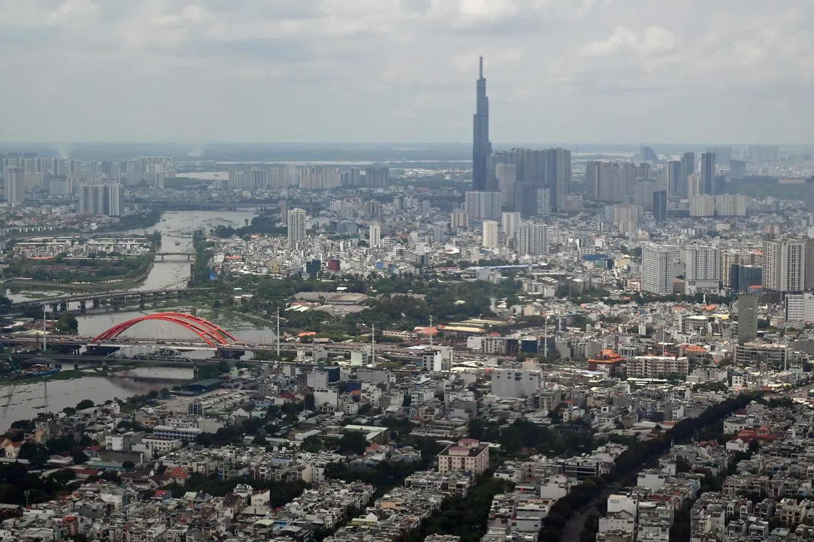 The initial plan was to site the IFC at the Thu Thiem urban area in Ho Chi Minh City, and this was later expanded to Da Nang’s Son Tra district. 