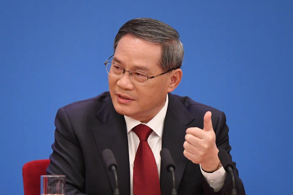 Li thanked the foreign representatives in the audience for the support they’d offered over the years and urged them to “take a long-term view” amid economic challenges. 