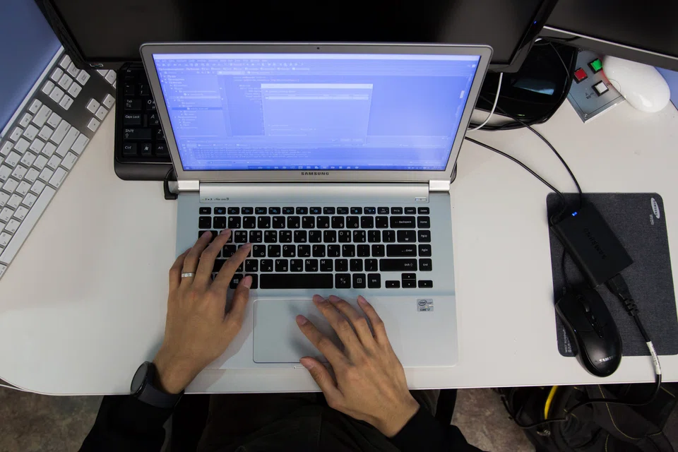 Quants with AI advantages are gradually developing a new generation of methods that combine customised features.