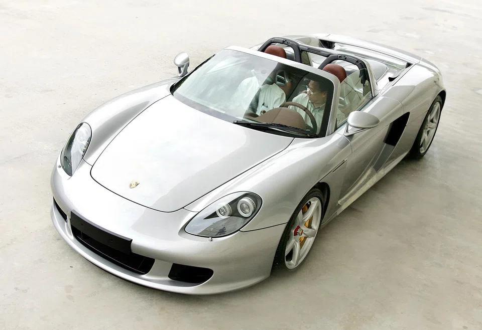 The Carrera GT is known to be challenging to drive – it is tuned more like a race car than a production car.