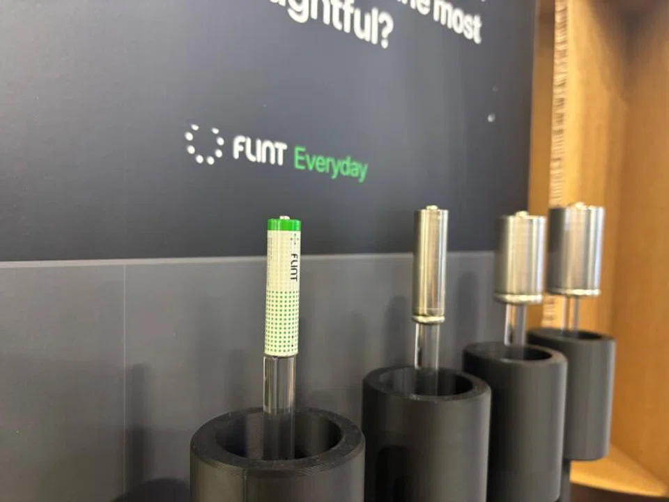 For paper batteries, production does not depend on the supply chains for the scarce resources used to make conventional batteries. 