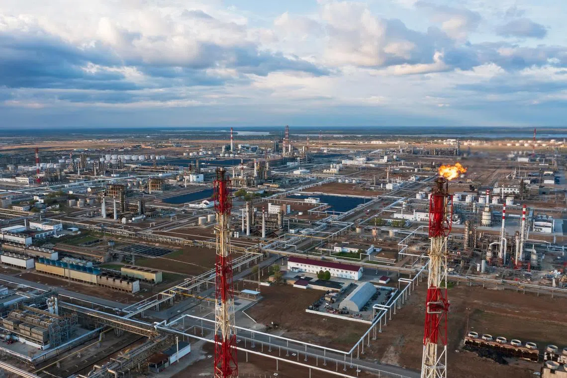 The Lukoil oil refinery in Volgograd, Russia. High oil prices enable Vladimir Putin to test Western democracies’ resolve to reduce Russian oil revenues, and the dysfunction on Capitol Hill plays into his hands.