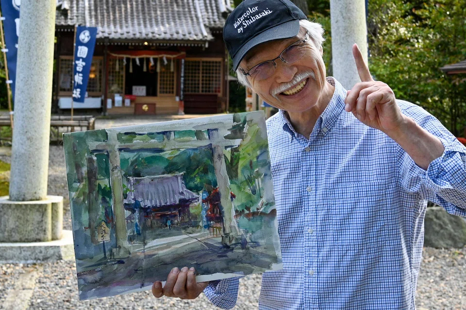 The 74-year-old Harumichi Shibasaki films everything himself for his channel “Watercolor by Shibasaki” using tripods, lighting and a smartphone or DSLR camera.