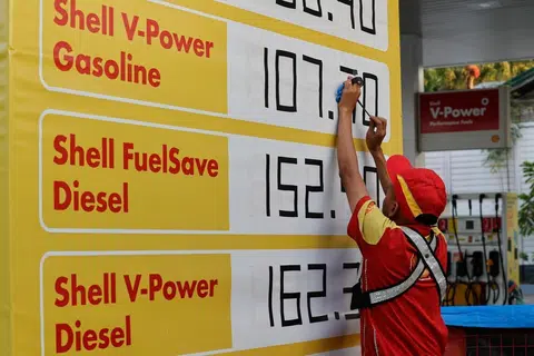 With the Philippines importing more than 90% of its oil supply from the Middle East, it is exposed to supply chain disruptions and currency fluctuations. 