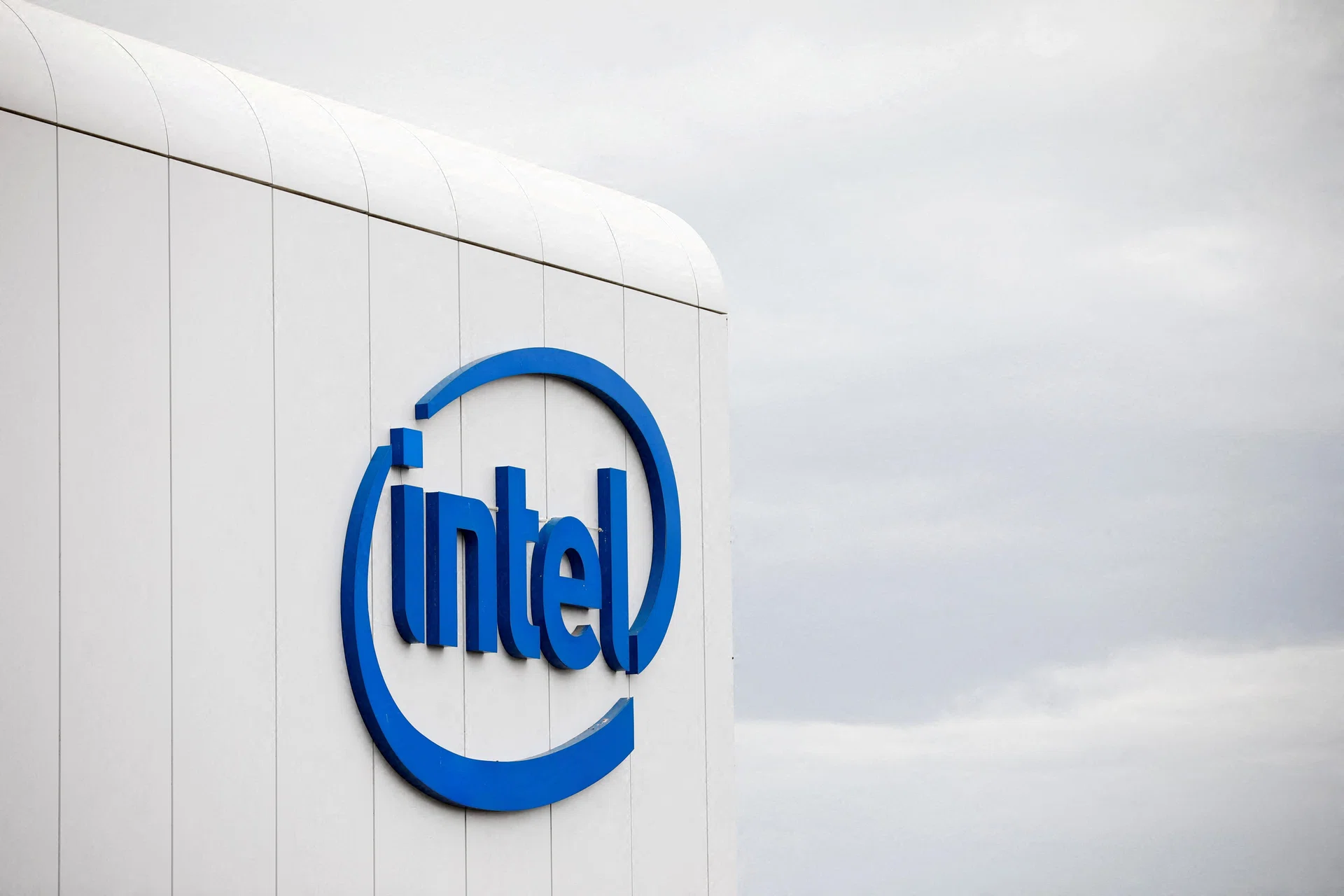 Intel to make Altera unit into standalone business, seek IPO - The ...