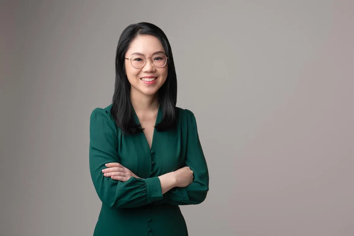 Kwek's experience working in China spans across the government, corporate and public-private contexts. 