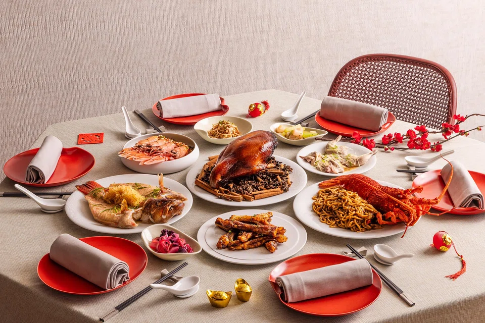 Quenino's six-course reunion dinner.