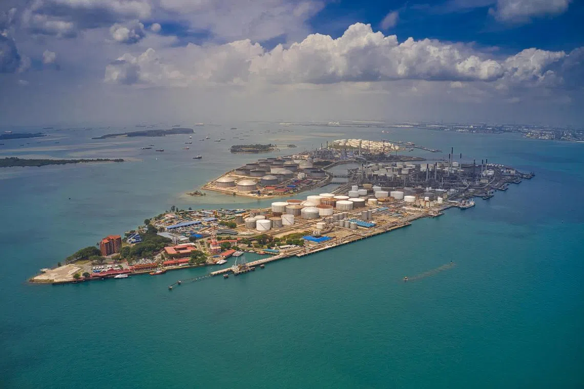 Shell agreed in May to sell its Singapore assets on Pulau Bukom (above) and Jurong Island to a joint venture between commodity trader Glencore and Indonesia’s Chandra Asri Pacific.