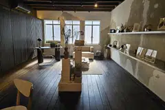 Margo & Smith resides above a clan association in a 100-year-old heritage building. 