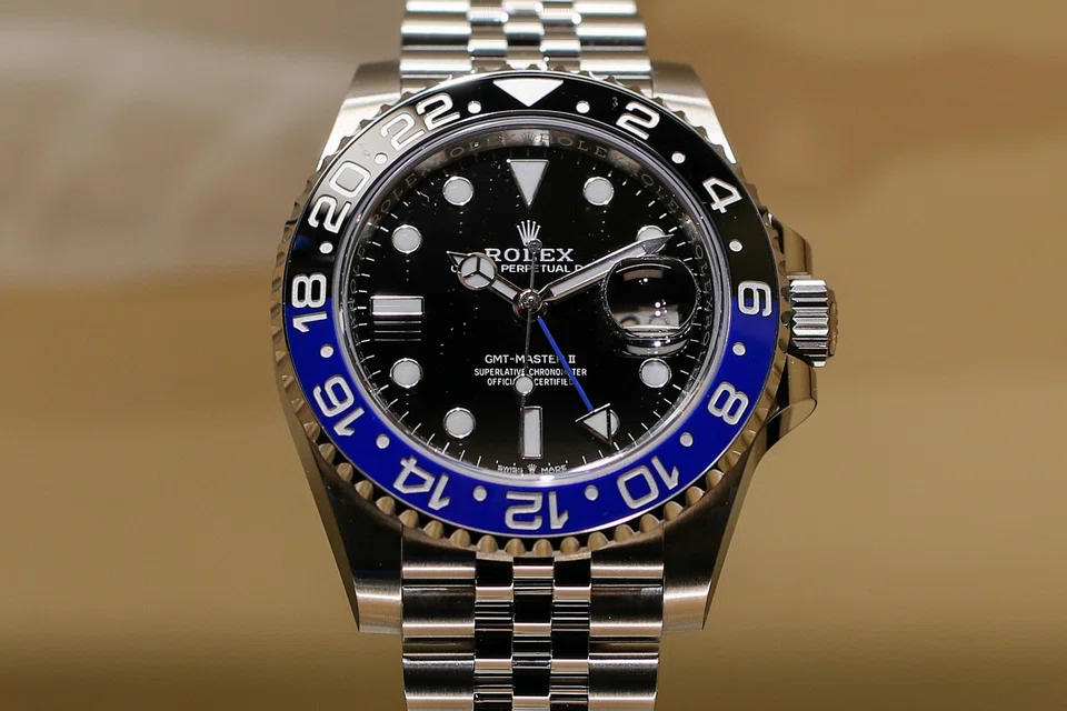 With the British pound retreating to record low against the US dollar, a steel Rolex GMT-Master II that sells for US$11,289 in the US can be purchased for US$9,293 in the UK.