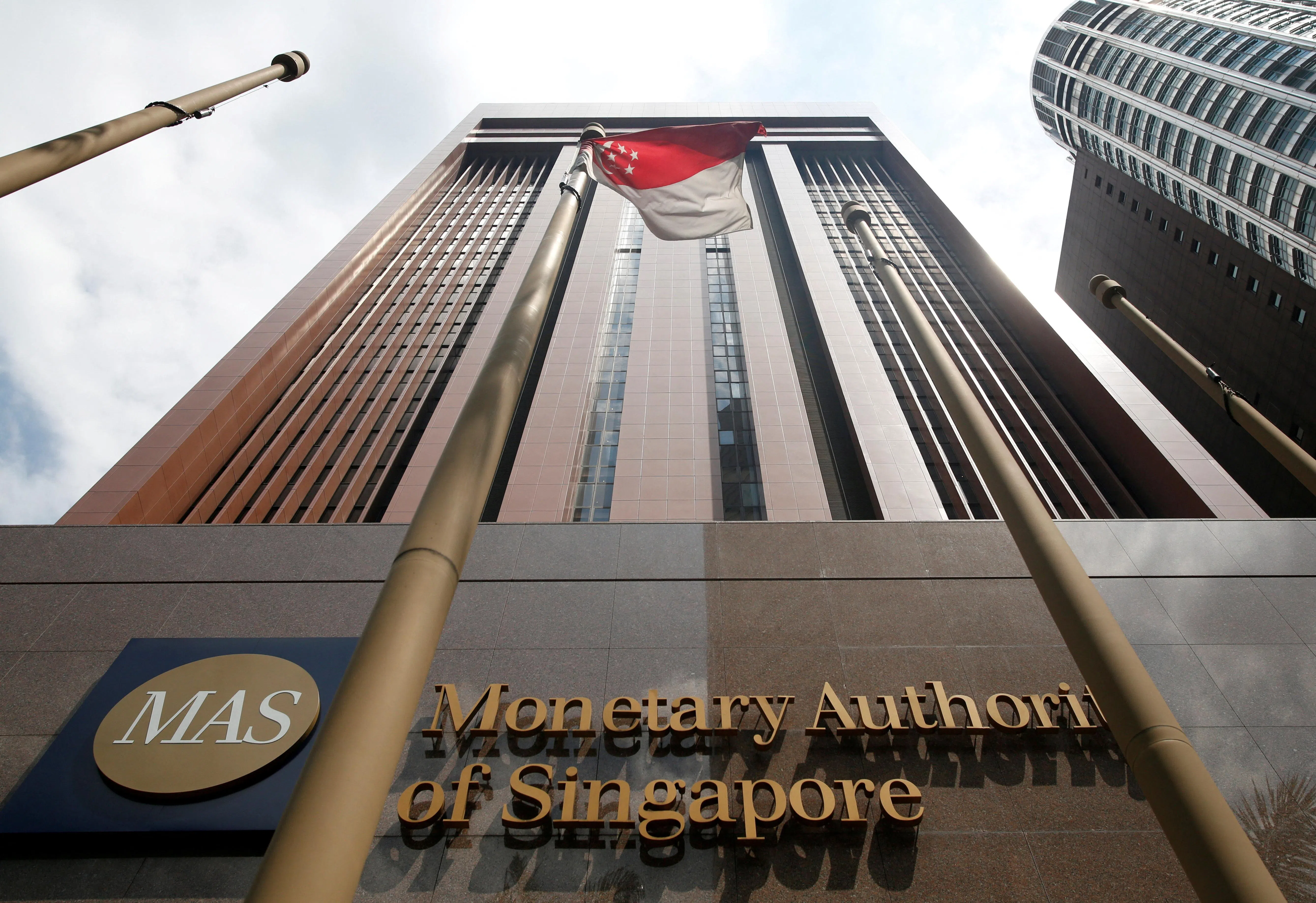 Singapore’s region-lagging bonds face little near-term relief