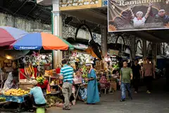 The Philippines' consumer price index rose 1.8 per cent in March, below the previous month’s 2.1 per cent rate and the 2.0 per cent median forecast in a Reuters poll.