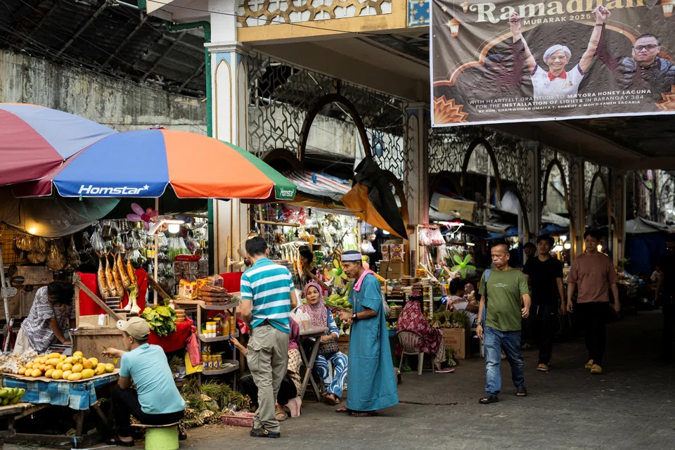The Philippines' consumer price index rose 1.8 per cent in March, below the previous month’s 2.1 per cent rate and the 2.0 per cent median forecast in a Reuters poll.