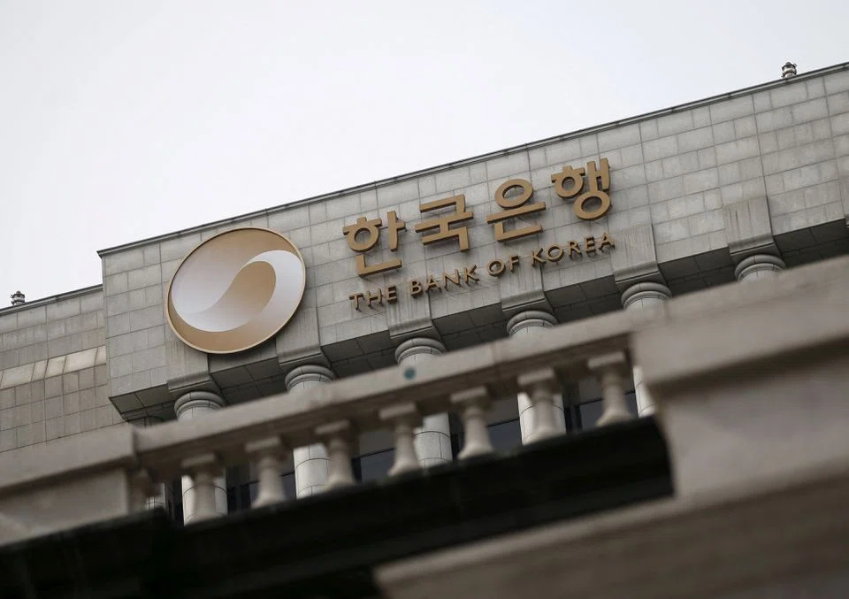 The Bank of Korea and the National Pension Service (NPS) said the US$10 billion currency swap deal will last through the end of this year to allow the fund to access the bank’s FX reserves.