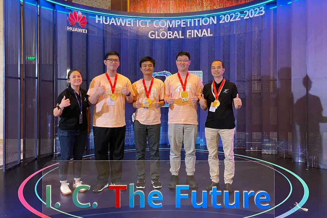 Chan Chung Loong (second from left) clinched first prize in the Cloud Track at the Huawei ICT Competition 2022–2023 Global Final.