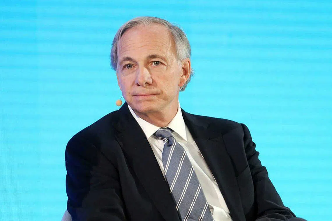 Bridgewater's Ray Dalio advises being underweight cash due to inflation environment