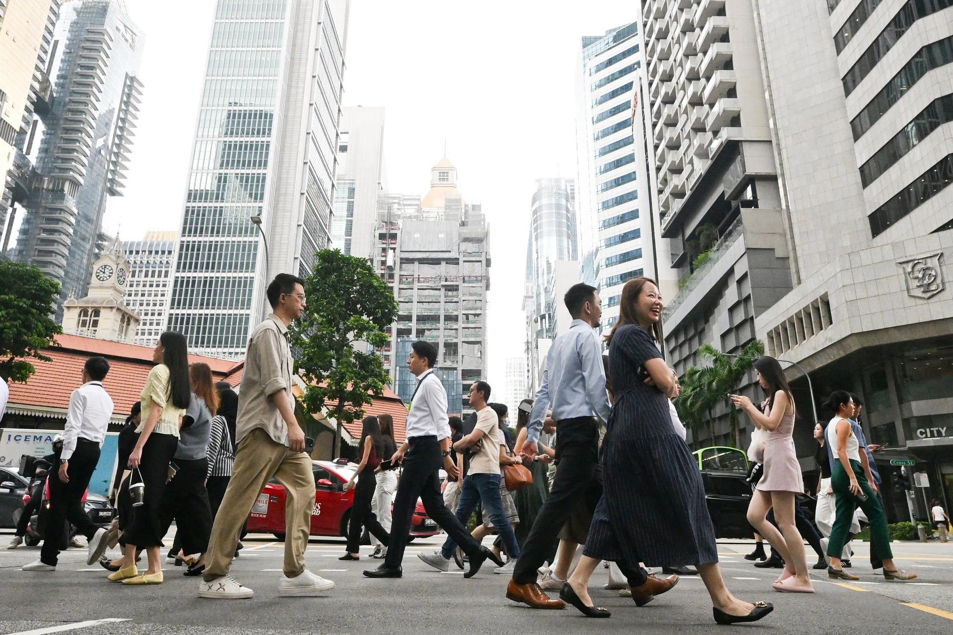 Salaried workers should learn from entrepreneurs to ensure career longevity