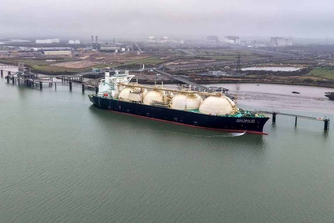 A roundup of the week’s tanker and dry bulk market (Mar 13, 2026).