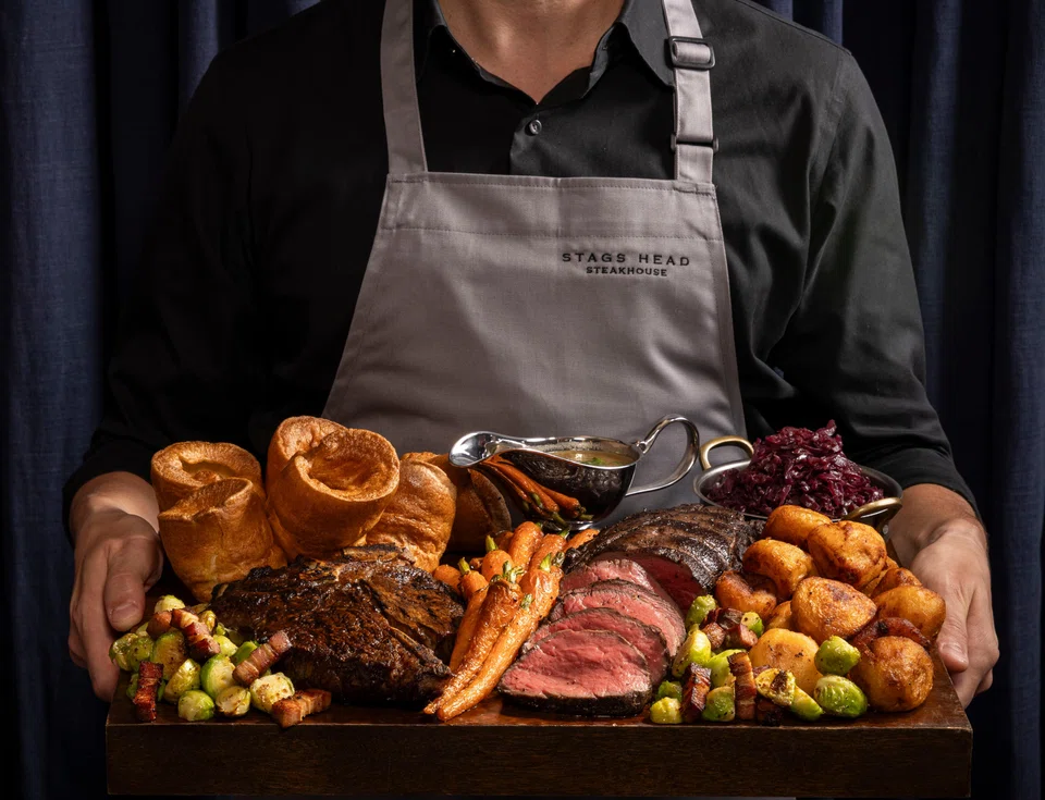 The roasted Chateaubriand and Yorkshire pudding.