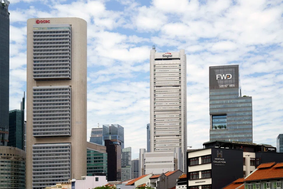 From a sector perspective, telecommunications and Reits experienced the highest net institutional outflow, while financial services and industrials saw the most net institutional inflow. 