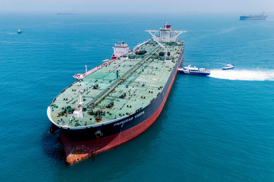 A roundup of the week’s tanker and dry bulk market (Aug 15, 2025).
