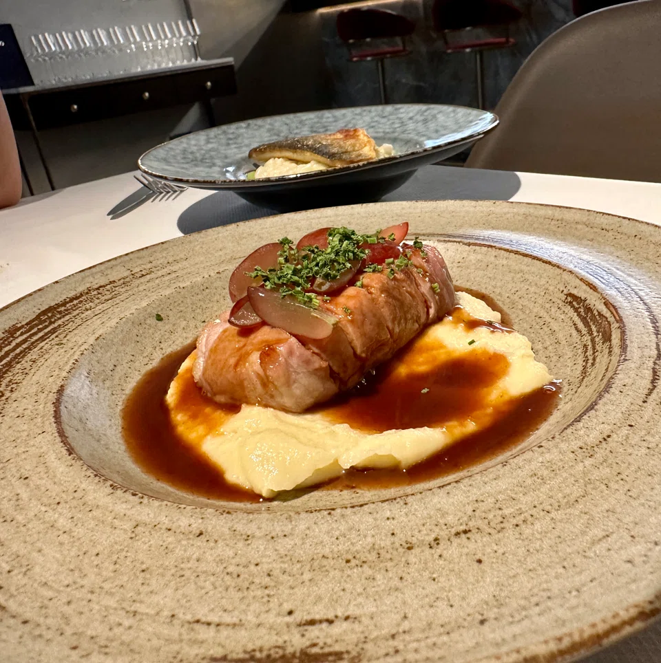 Grilled iberico pork with mashed potatoes.