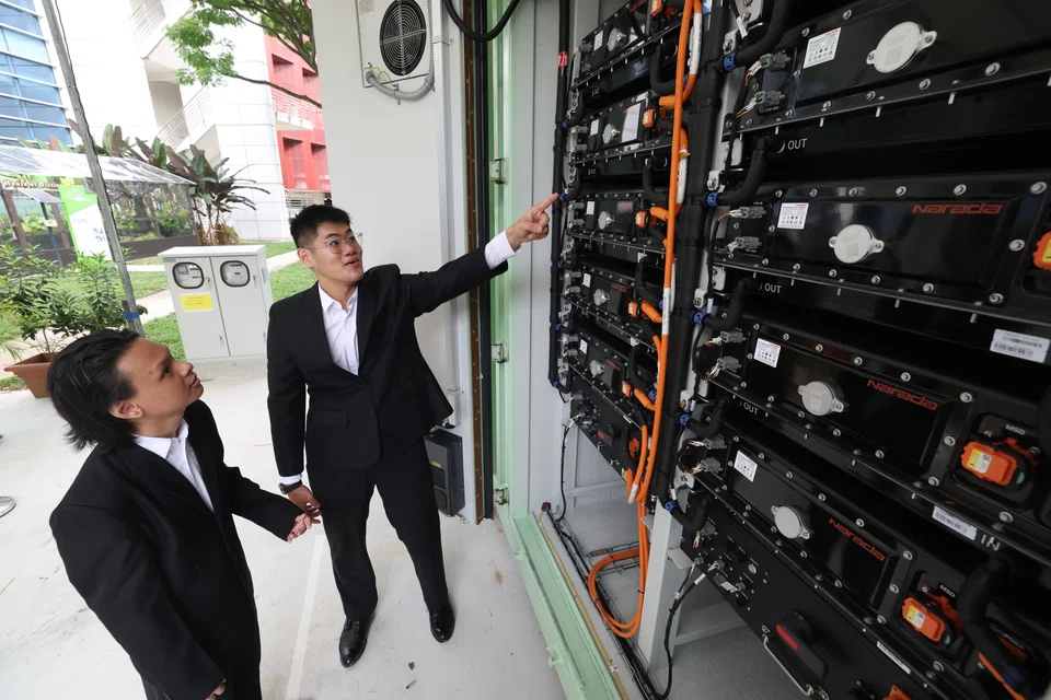 Green Tenaga's ESS installed at ITE College East. The Institute of Technical Education has teamed up with Green Tenaga and Narada Asia Pacific to co-develop specialised training programmes in energy storage.