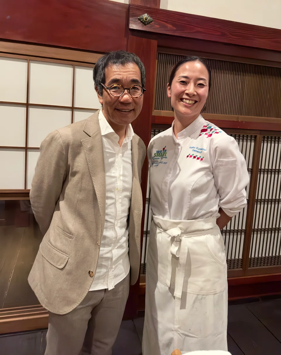 Toru Iwasa (left) and Keiko Kuwakino.
