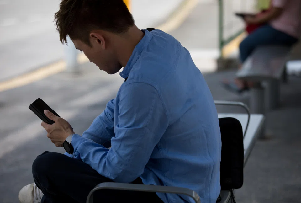 Contract hiring allows large-scale headcount changes to be made without severance payouts, as firms have the flexibility to simply not renew contracts, say HR firms.