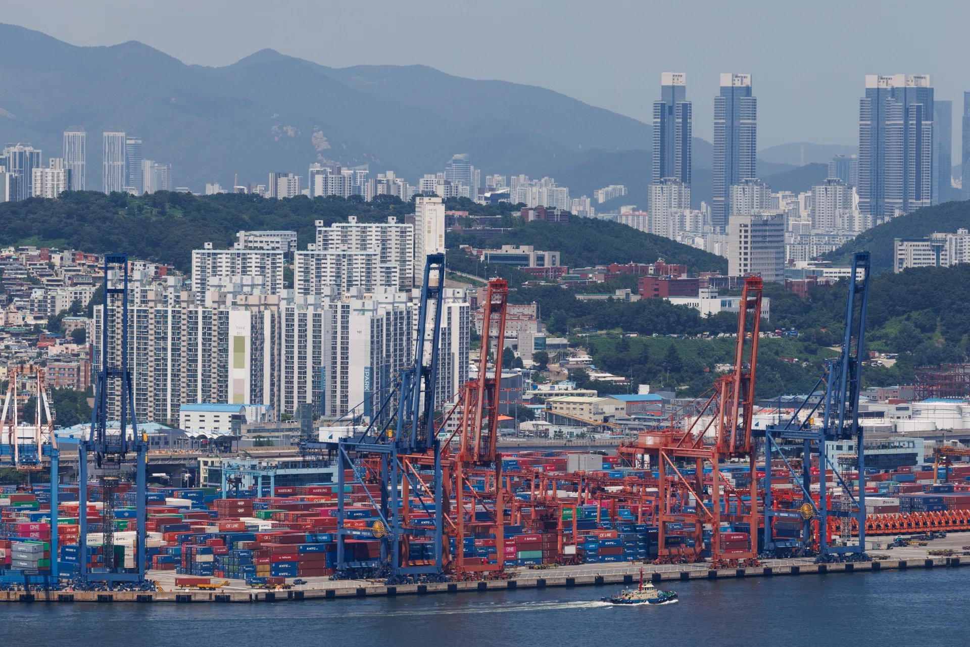 South Korea’s chip sector masks weakness in other exports