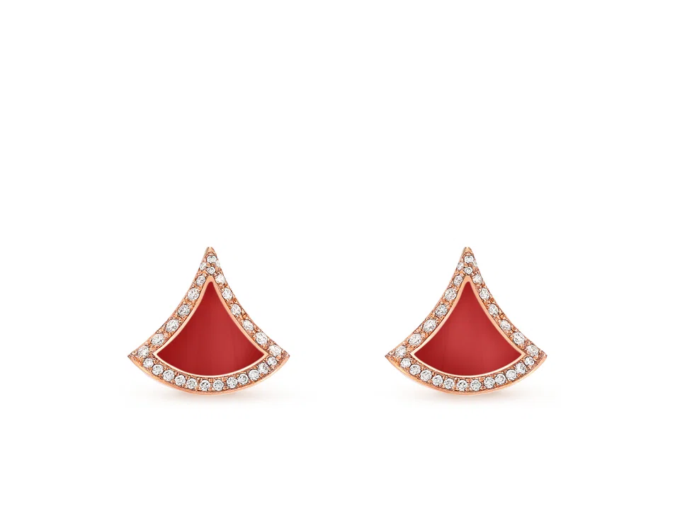 Diva's Dream earrings in rose gold with carnelian and diamonds. 