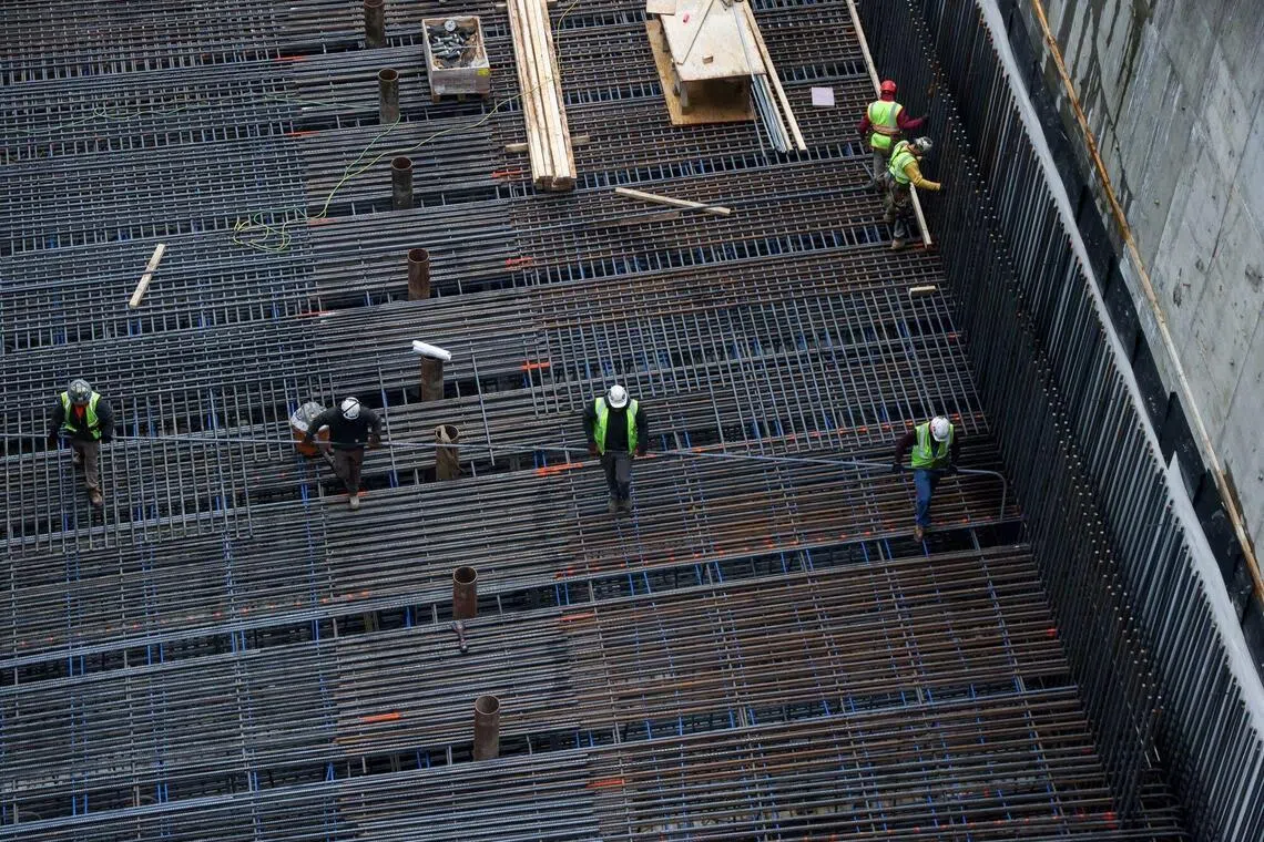 The stronger construction numbers suggest that builders were growing more confident at year’s end even as they continued to sell off a bloated inventory of new houses.