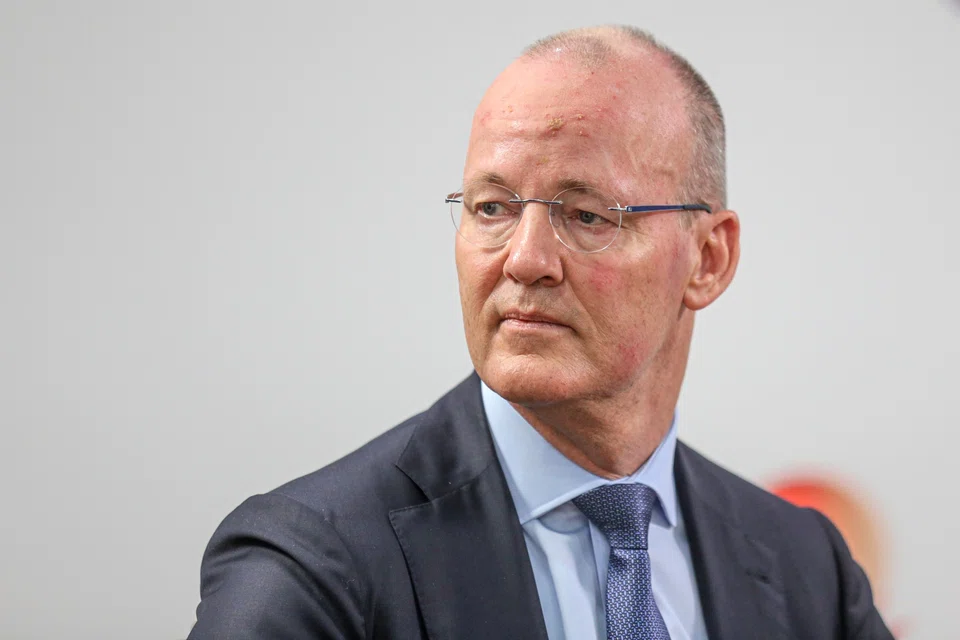 FSB chair Klaas Knot said progress on the initiatives was “hampered” by data challenges.