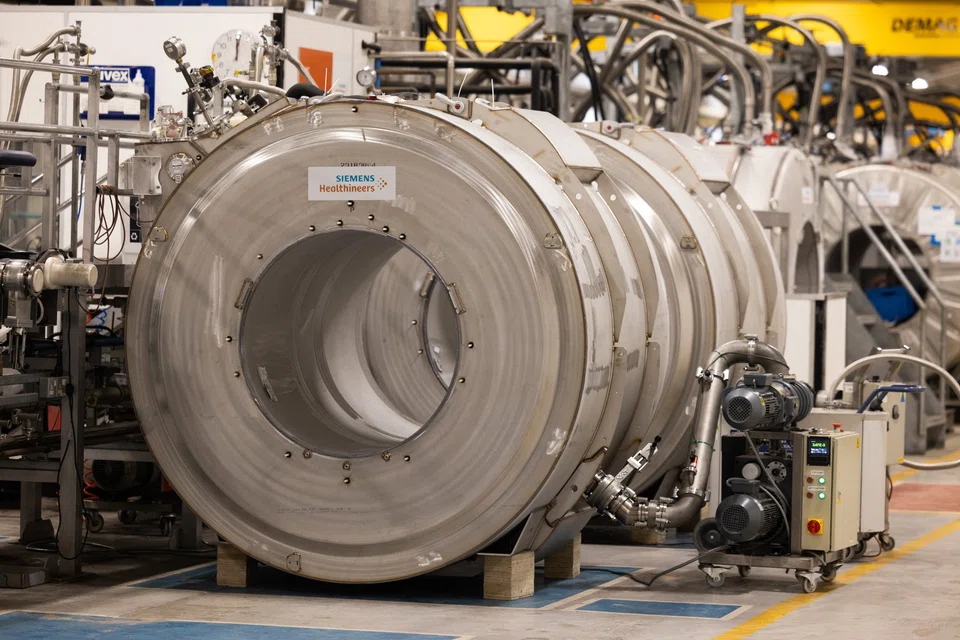 The sale comes after Siemens said last year it could sell shares in Siemens Healthineers to pay for its US$10.6 billion acquisition of Altair Engineering.